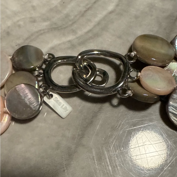 Sea Lily 20” Multistrand Mother of Pearl Statement Necklace - Picture 4 of 8